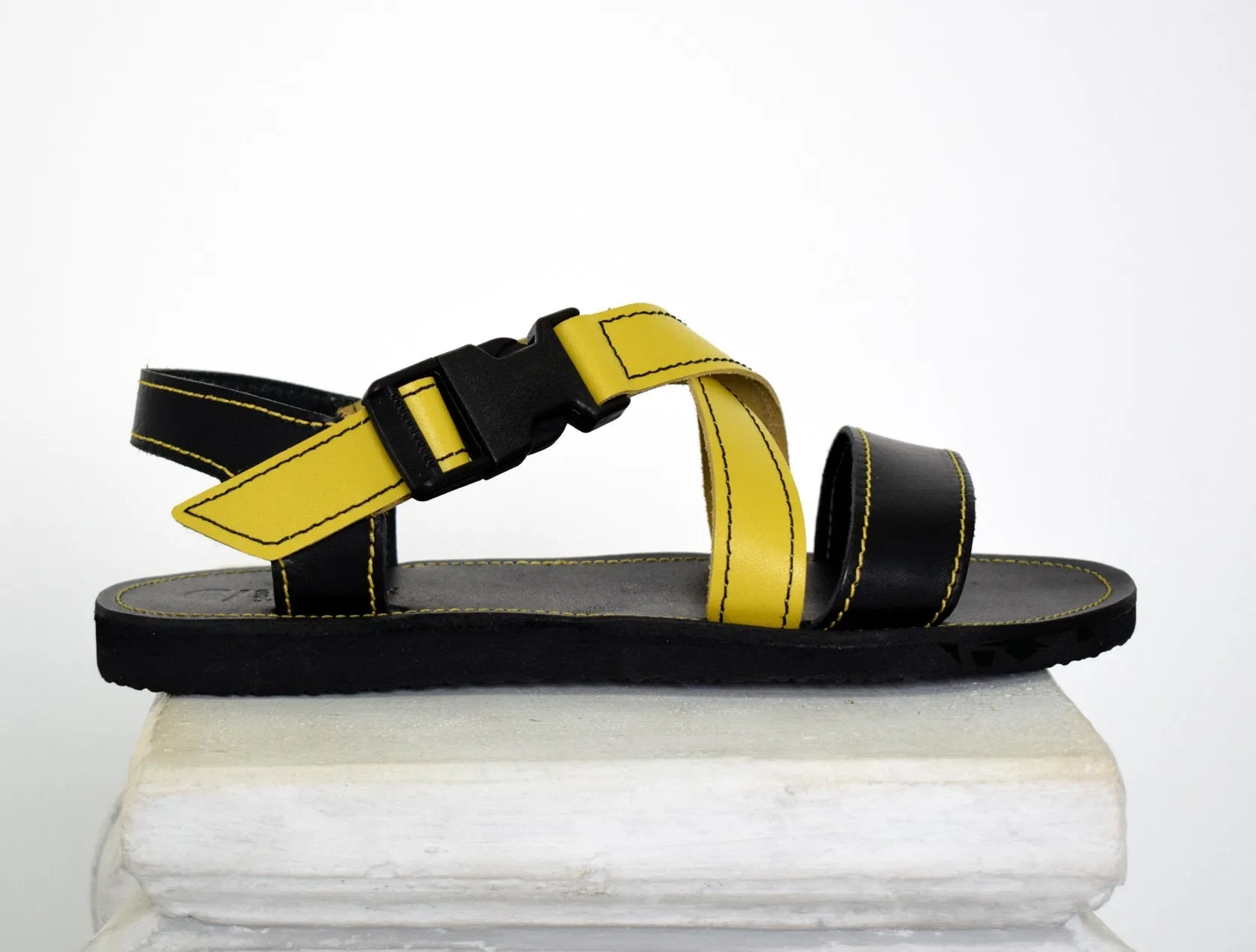 Handmade leather Men sandals with Free express shipping